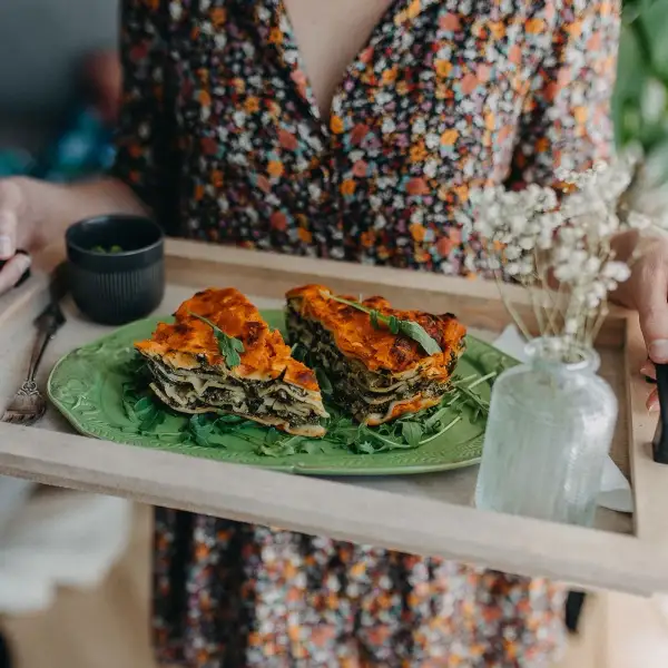 Jak podgrzewać catering dietetyczny, by nie stracić smaku i wartości?